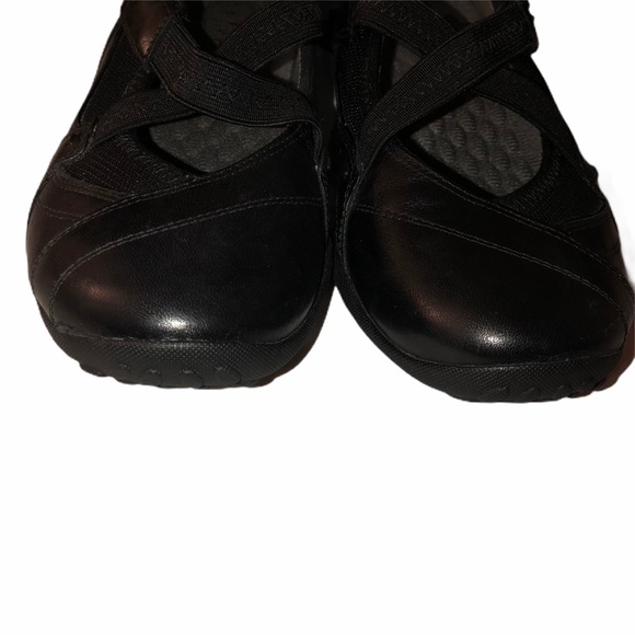 Woman leather shoes size 6 - Picture 7 of 8